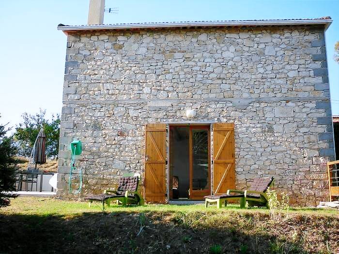 Family-friendly nice gite with terrace, yard & BBQ | Pets are welcome — photo 3