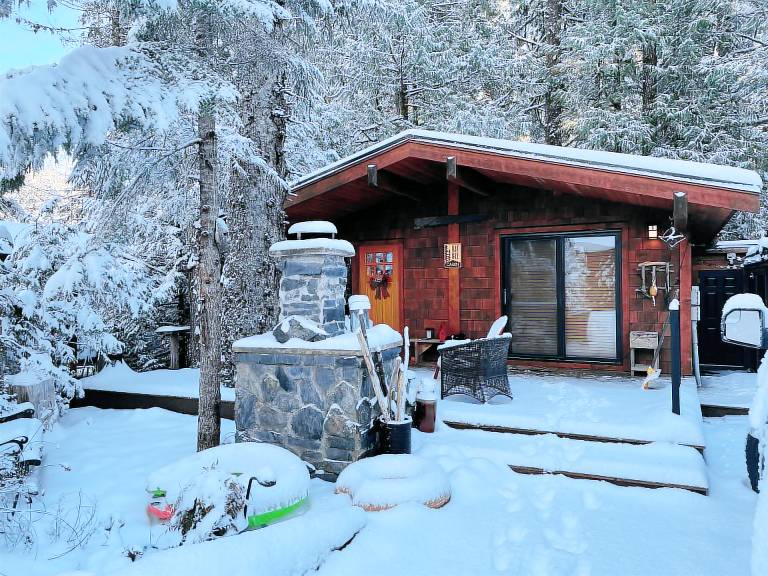 Cabin Port Renfrew