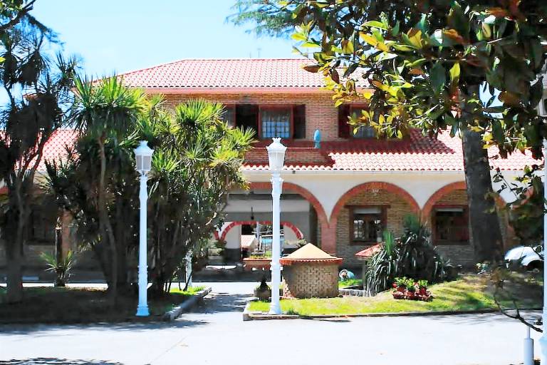 Villa Narón