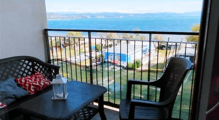 Apartment with patio | Next to the beach | Dogs allowed — photo 4