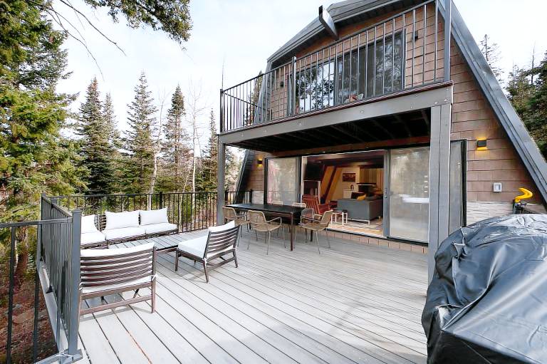 Great Outdoor Space/Views/Hot Tub/Pet Friendly/Across from Purgatory — photo 3