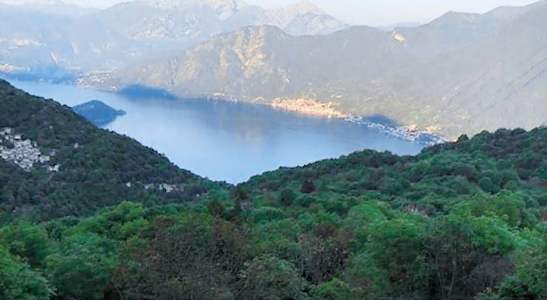 LARIUM BED & BREAKFAST - PIGRA in Centro Valle Intelvi