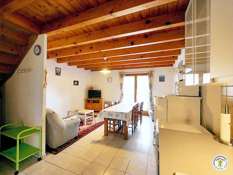 Gite with yard & terrace — photo 3