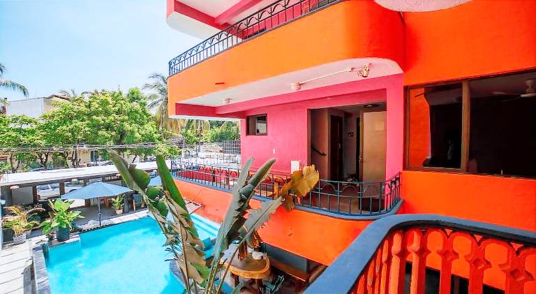 Family-oriented vacation home with patio & pool | Pets allowed — photo 5