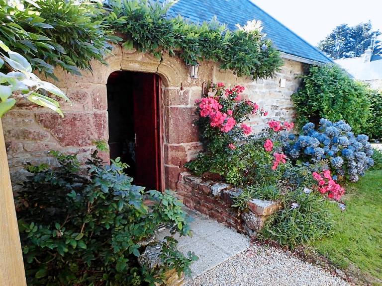 Ferienhaus in Plogastel-Saint-Germain, Atlantikküste Frankreich f&uuml;r max. 2 Personen am Atlantik