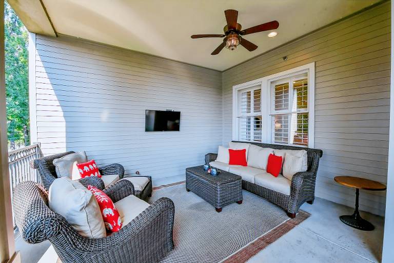 Child-friendly condo with barbeque & yard | Water view | Suitable for remote work | Dogs allowed — photo 4