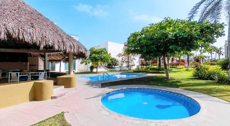 Vacation home with pool in Nuevo Nayarit