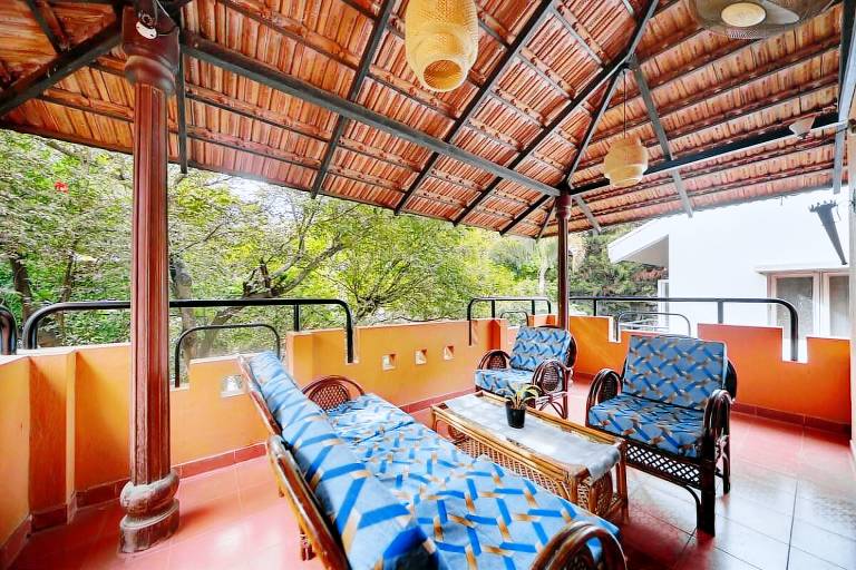 Charming villa with barbecue & patio | Suitable for remote work | Dogs allowed — photo 3
