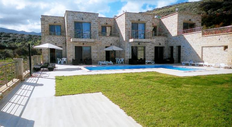 Nice villa with pool | Pets are welcome — photo 4