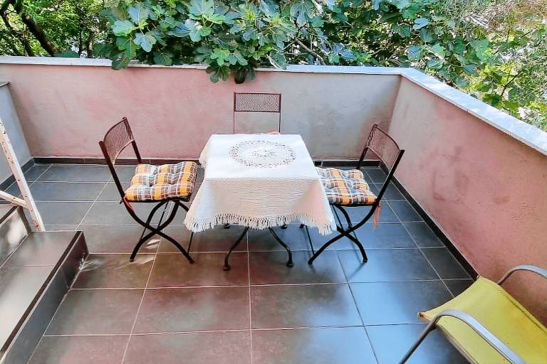 Fully equipped wonderful studio with patio | Pets allowed in Senj