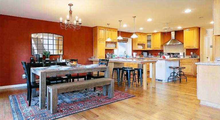 House with 4 rooms for 10 persons — photo 2