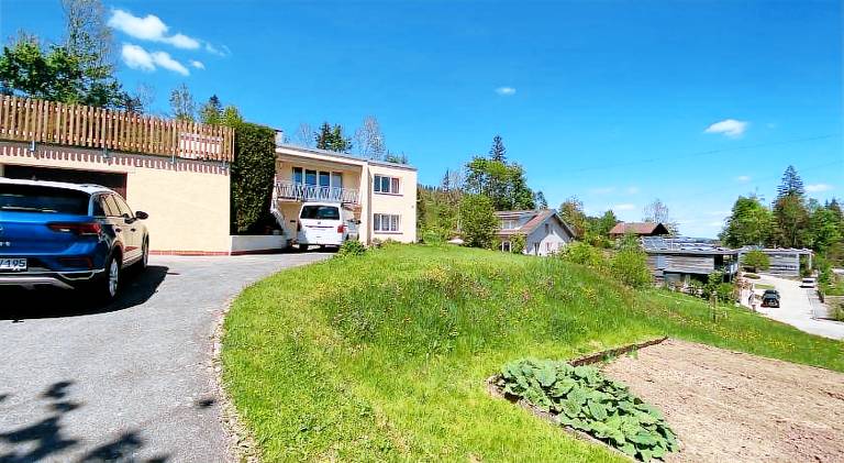 160 m&sup2; Ferienhaus