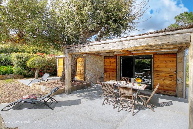 Ferienhaus mit Hund in Porto-Vecchio, Korsika fuer max. 2 Personen
