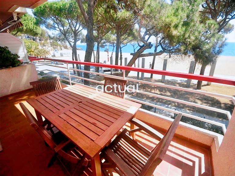 Apartment with 2 rooms for 6 persons in Castell-Platja d'Aro