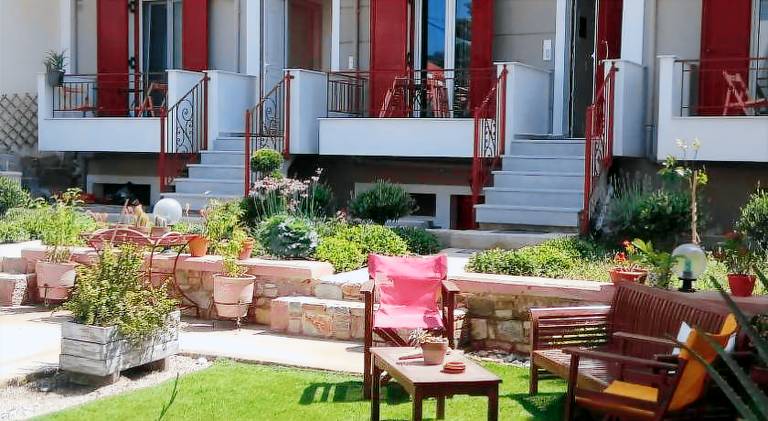 Wonderful rental apartment with terrace & yard | Pets are welcome — photo 4