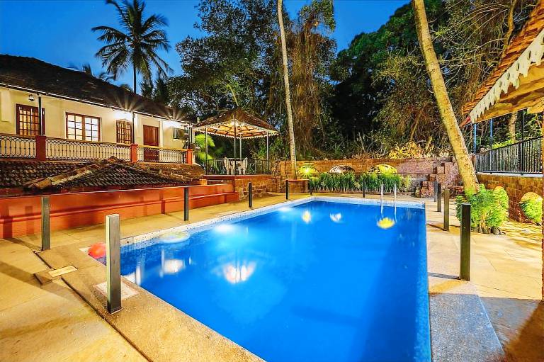 Resort  Cavelossim