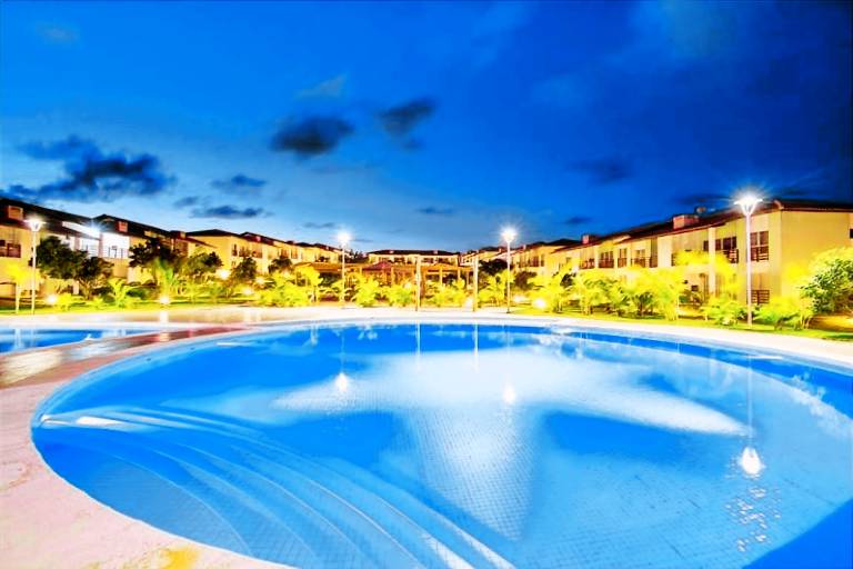 Apartamento Imbassaí