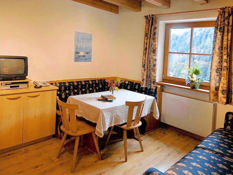 Ferienwohnung in Olang für max. 4 Personen Ferienwohnung in Olang für max. 4 Personen