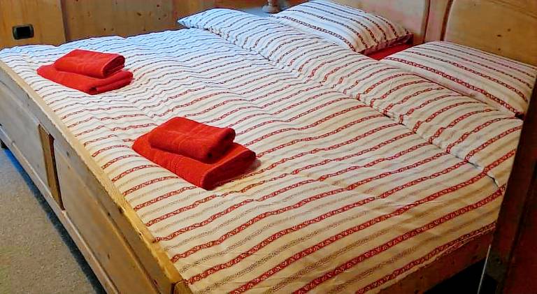 Holiday apartment with garden & terrace in Fie allo Sciliar