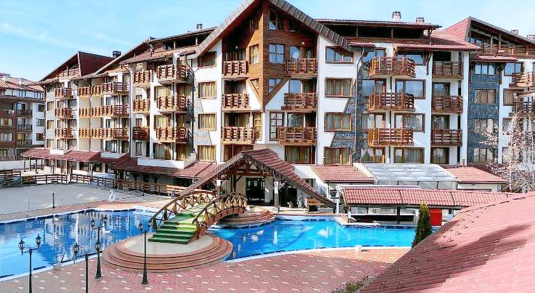 Pleasant apartment with pool & hot tub | Next to the ski | Pets are welcome — photo 2
