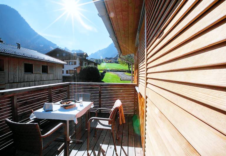 Child-friendly charming apartment with terrace & garden | Mountain view | Ski nearby | Pets allowed in Sankt Gallenkirch
