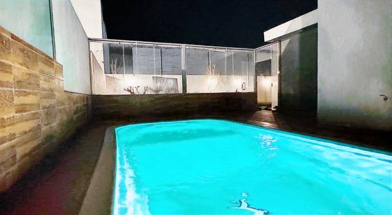 Chalet with pool | Pets are welcome — photo 4