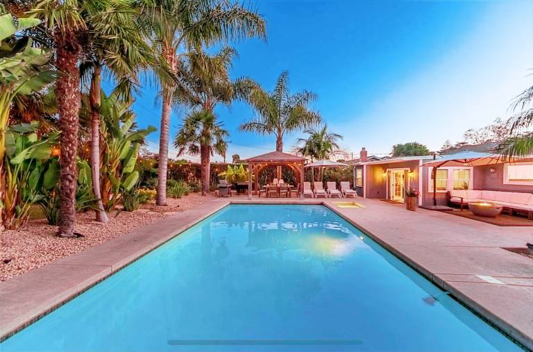 House  Summerland