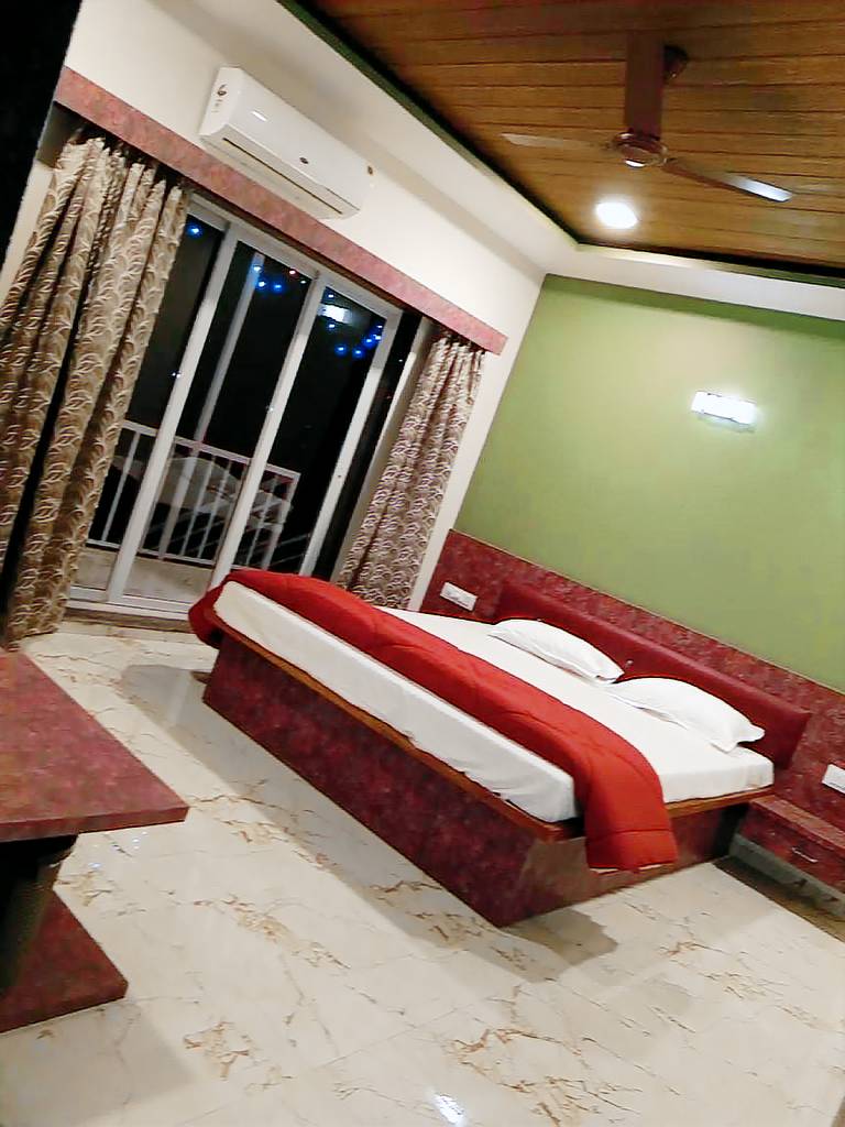 Resort  Mahabaleshwar