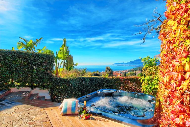 Rental apartment with barbecue & pool — photo 3