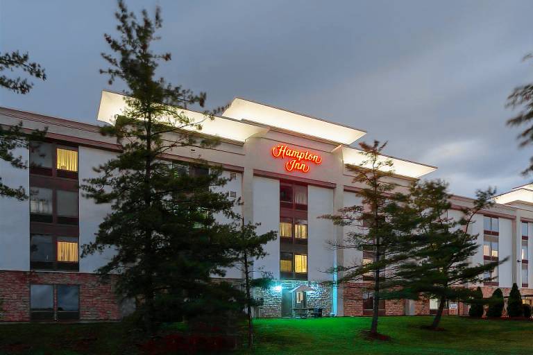 Hampton Inn Bloomington — photo 2