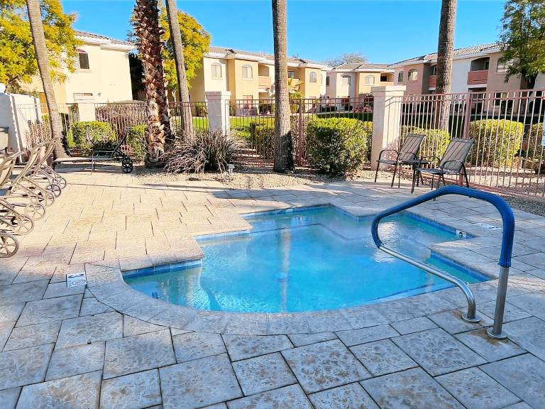 Condo Maryvale Village