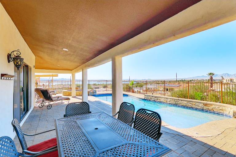 Enjoy Million-Dollar Views! Lake Havasu City Home — photo 2
