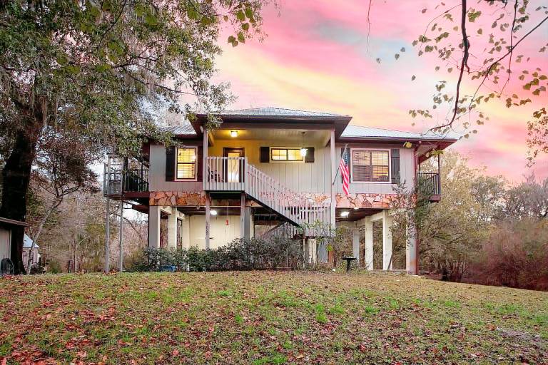 Cabin  Fort White