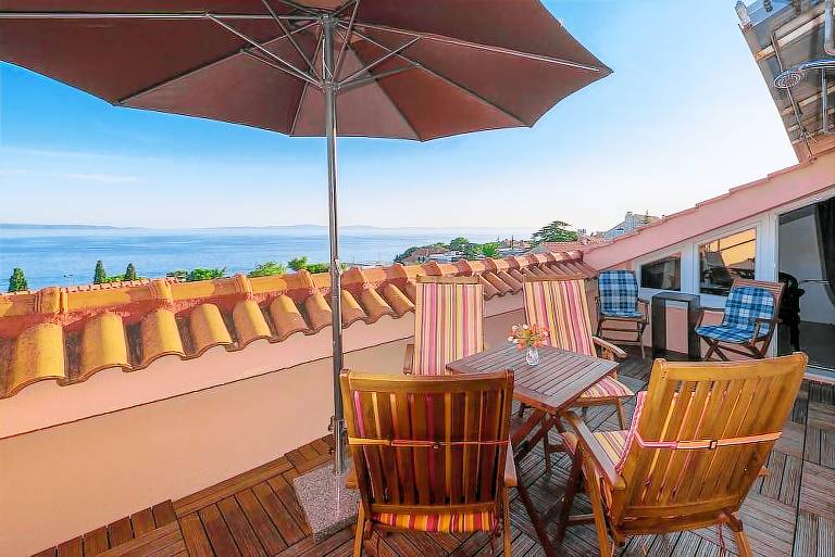 Holiday apartment with pool, yard & terrace | Next to the beach | Pets are welcome — photo 3