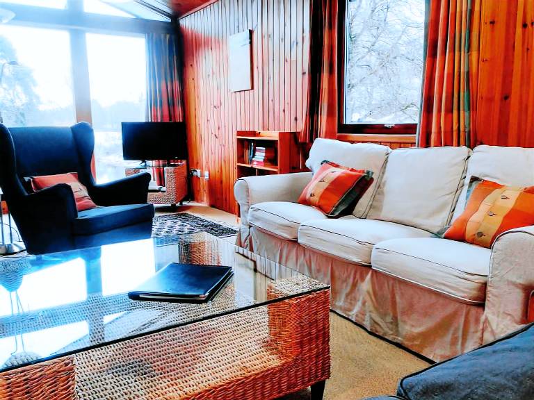 Child-friendly wonderful cottage | River view | Pets are welcome — photo 3