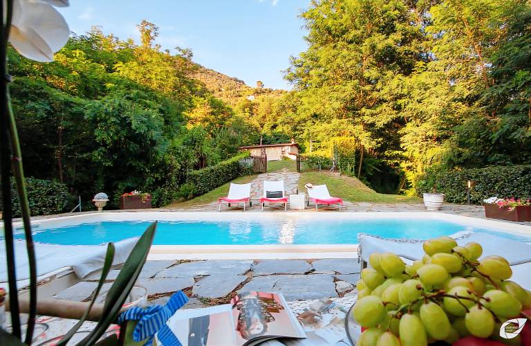 Villa with garden, private pool & barbeque in Camaiore