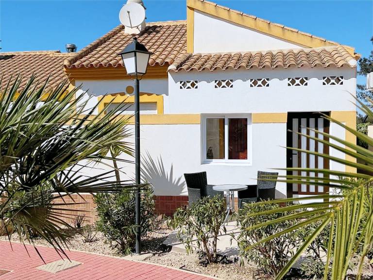 House with barbeque, garden & terrace — photo 4
