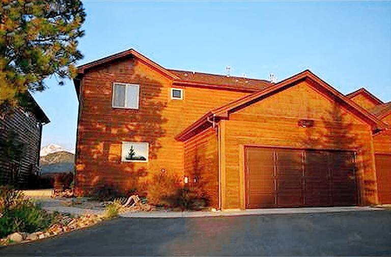 Children-friendly nice apartment with terrace | Dogs allowed in Estes Park, CO
