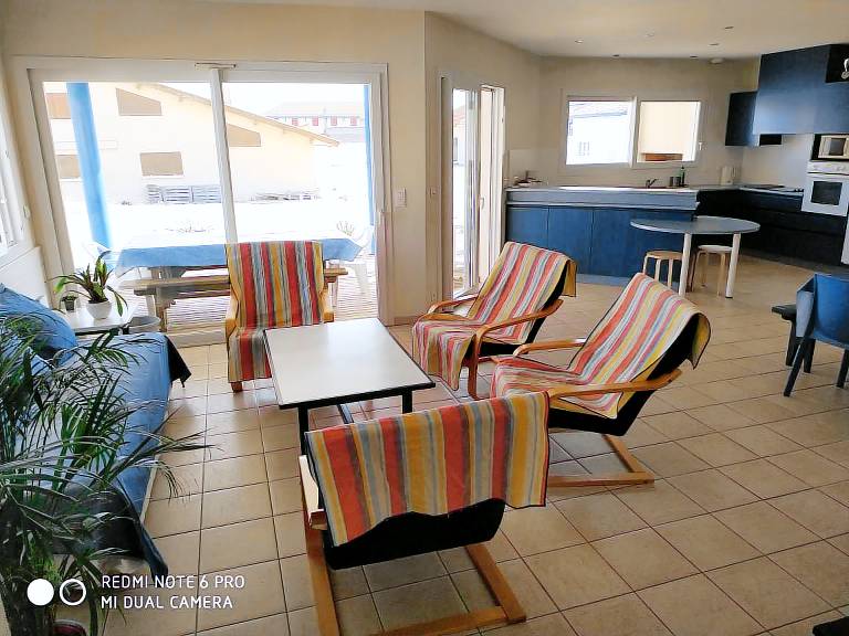Vacation home with garden, barbeque & patio | Nature view — photo 4
