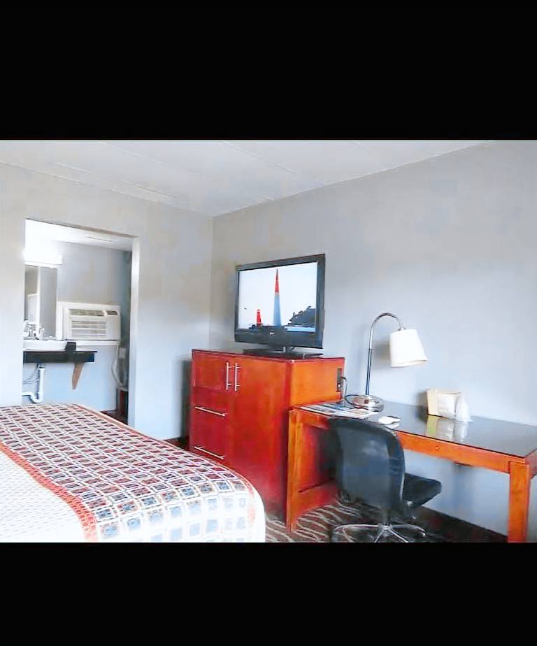 Travelodge by Wyndham — photo 4