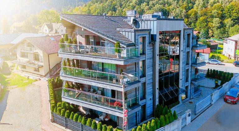 Serviced apartment with terrace & yard in Szczyrk