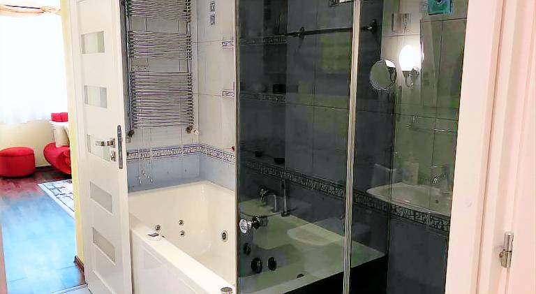 Apartament Plaza z 2 sypialniami i salonem - 150 m od morza — photo 5