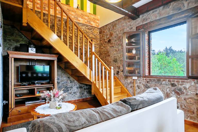 Farmhouse 'Casa Jesusa' with Mountain View, Private Terrace and Wi-Fi — photo 4