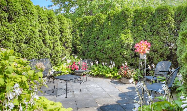 Bed and breakfast  Newport