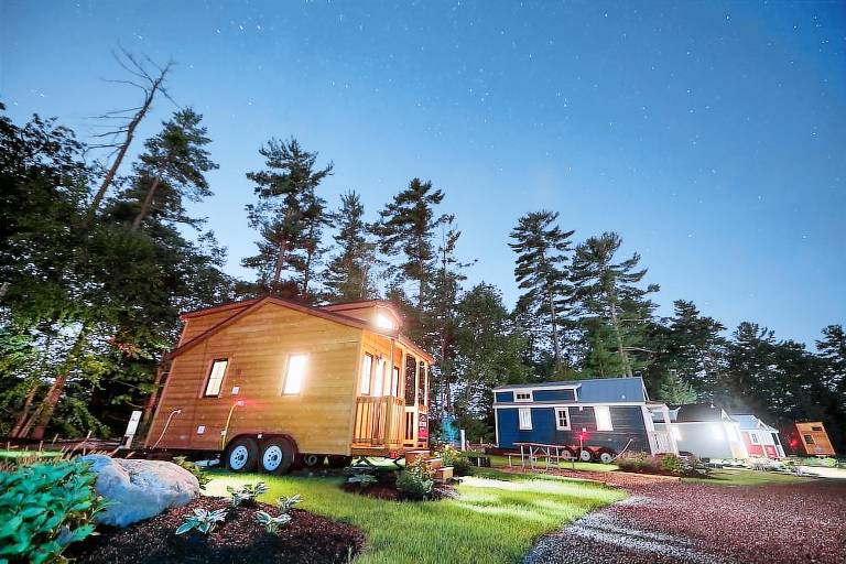 Camping  East Kingston