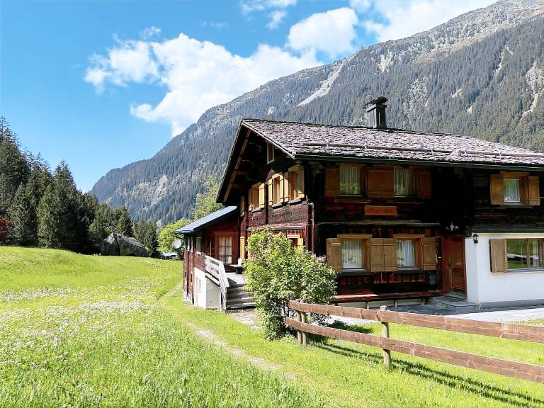 House with terrace & yard | Mountain view | Suitable for remote work — photo 4