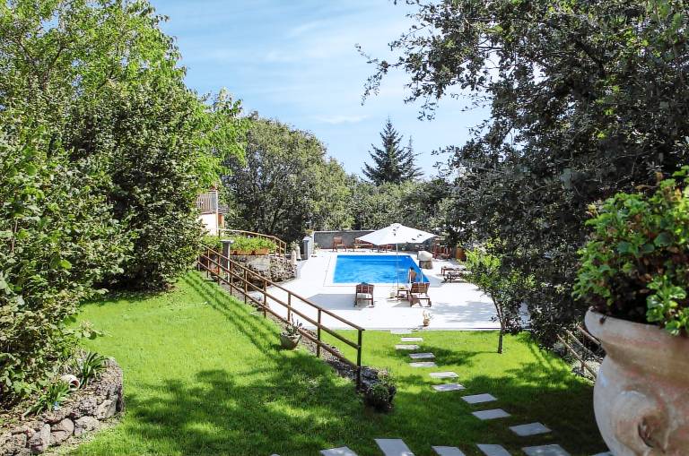 Villa with private pool, barbeque & terrace | Panoramic view — photo 5