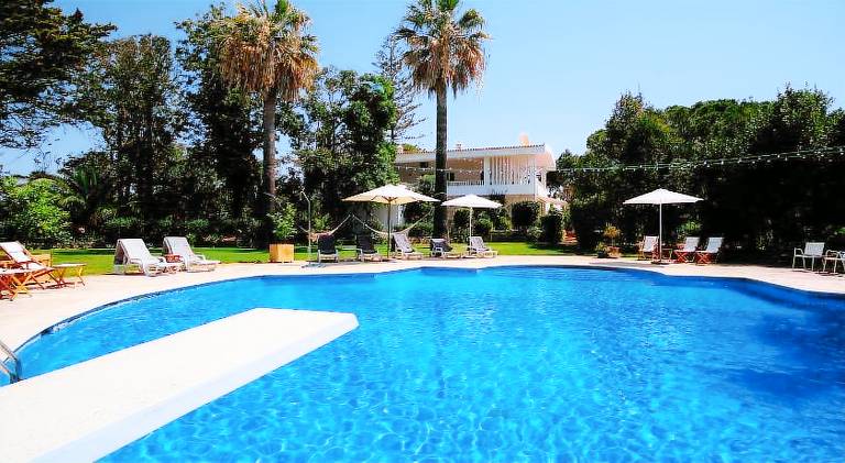 Vacation home with pool in Portimão