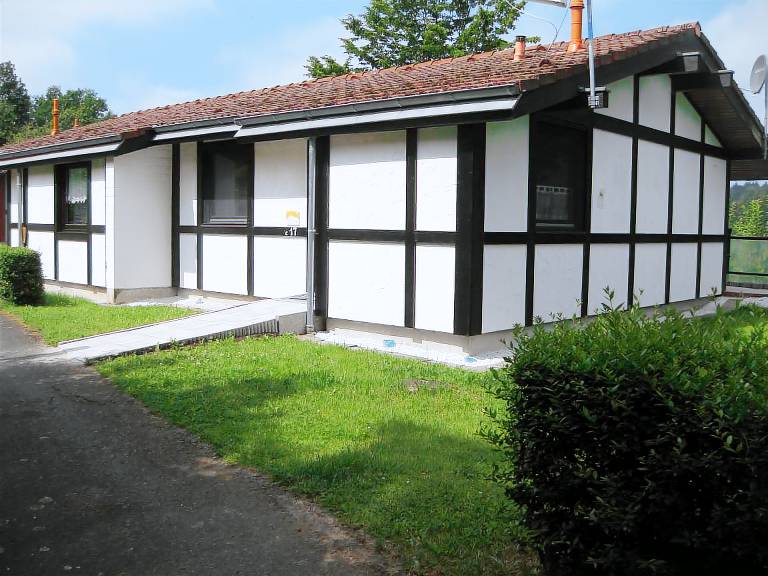 Family-oriented holiday park with garden, pool & patio | Pet-friendly — photo 2