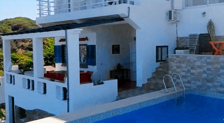 700 m&sup2; Villa